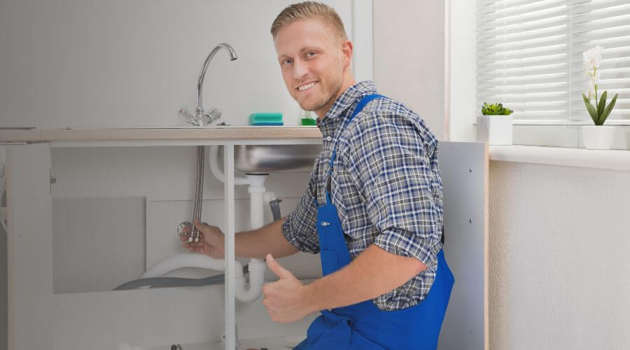 Expert burst pipe repair services in Columbus, OH